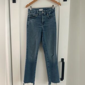 Good American Straight Leg Jeans in Blue